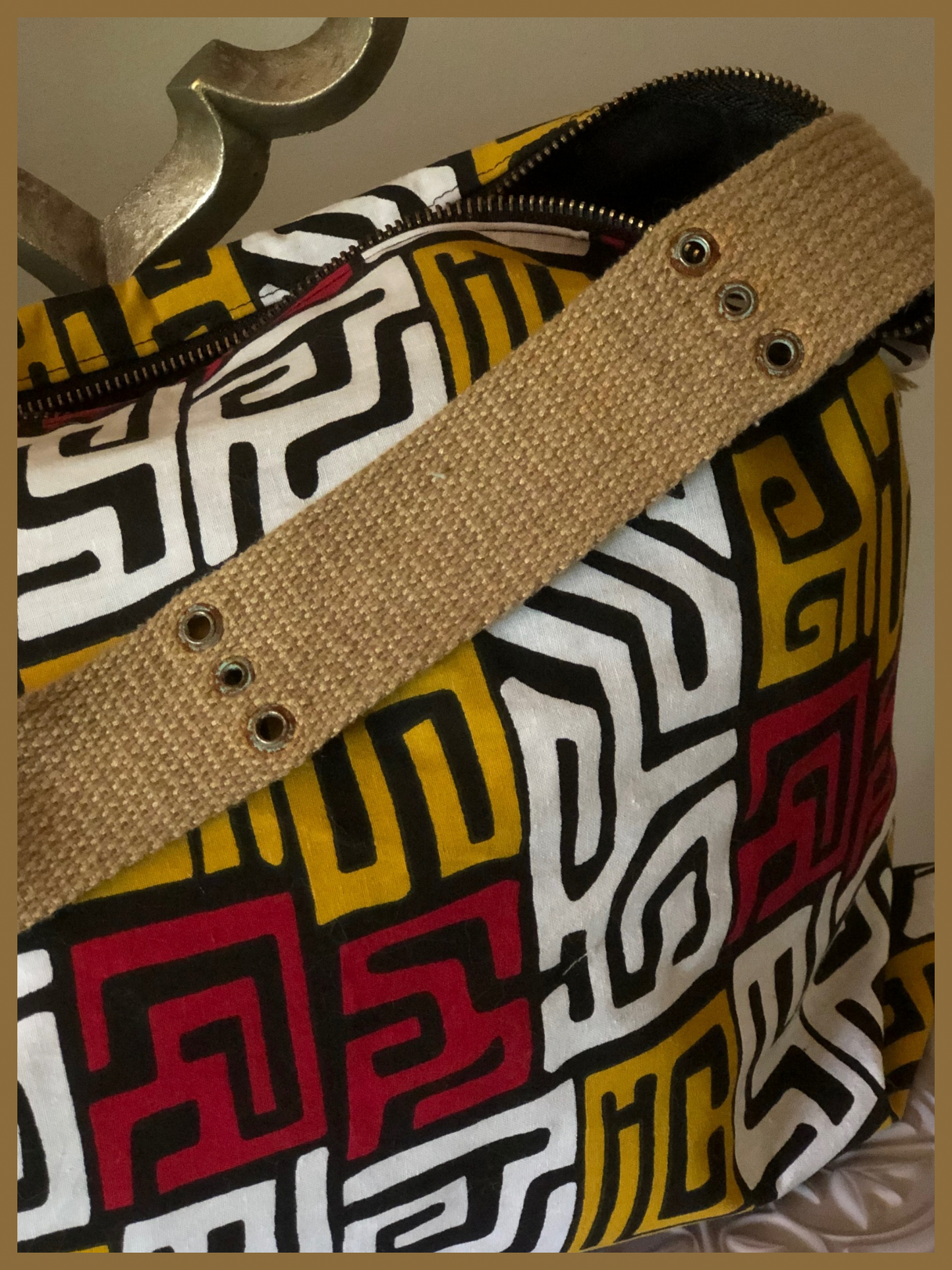 MID CENTURY TIKI