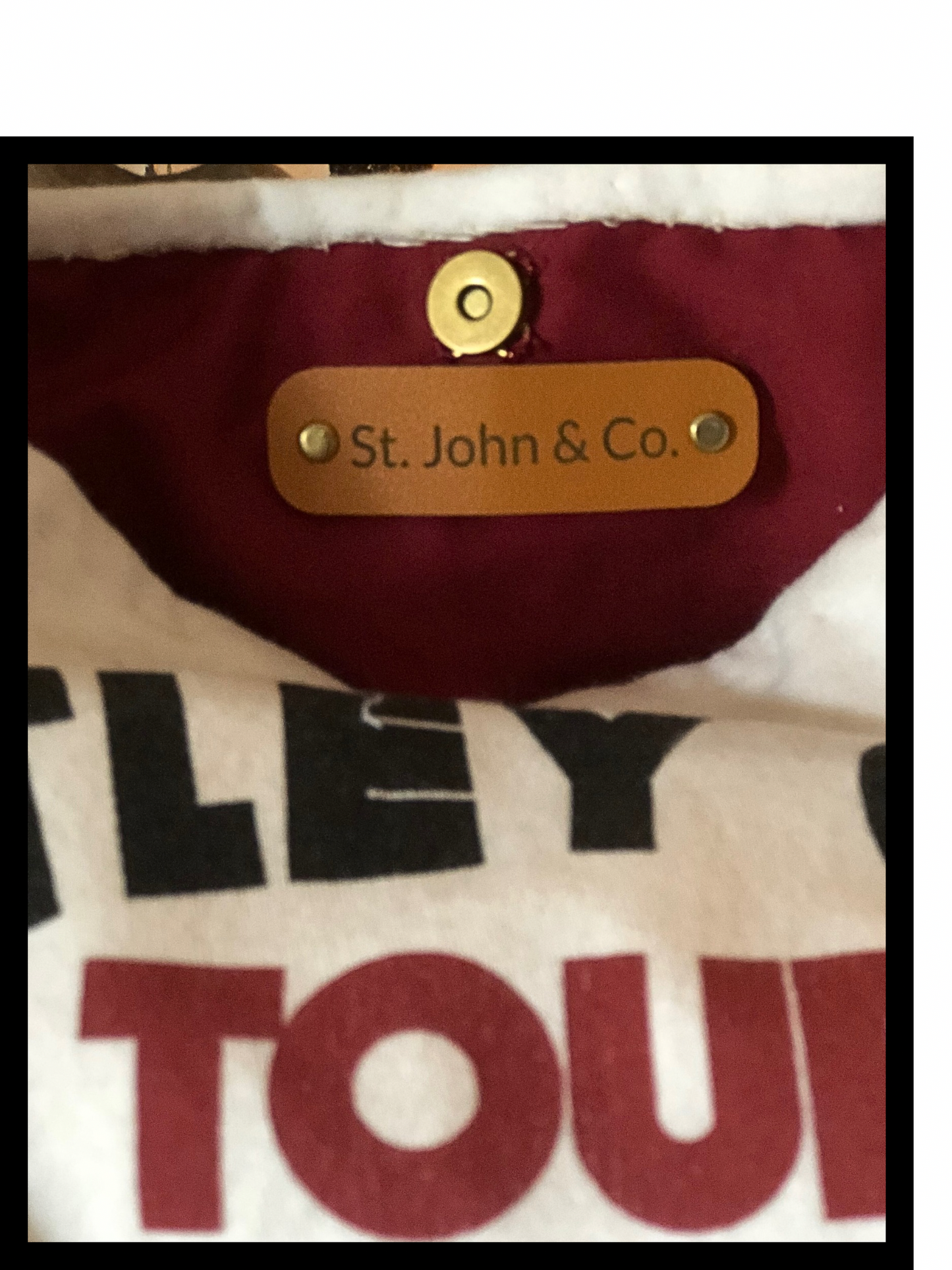 🤘 Shout at the Tote