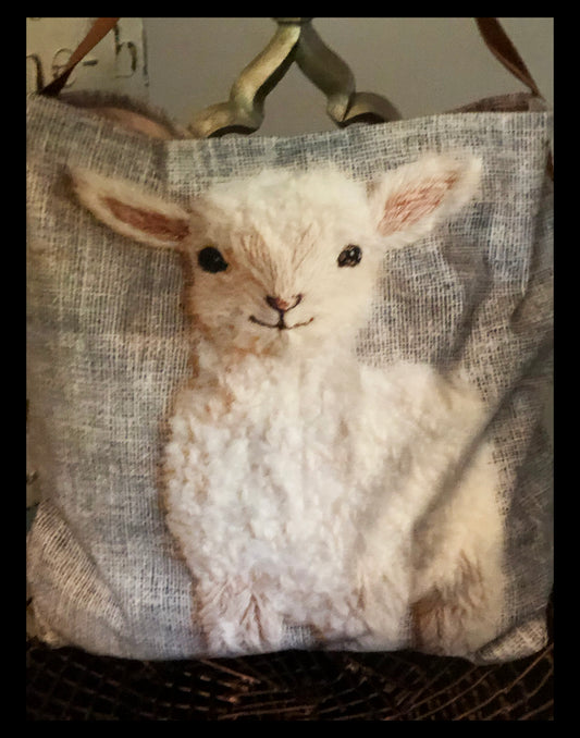 Baby Ewe is Lovely 🐑